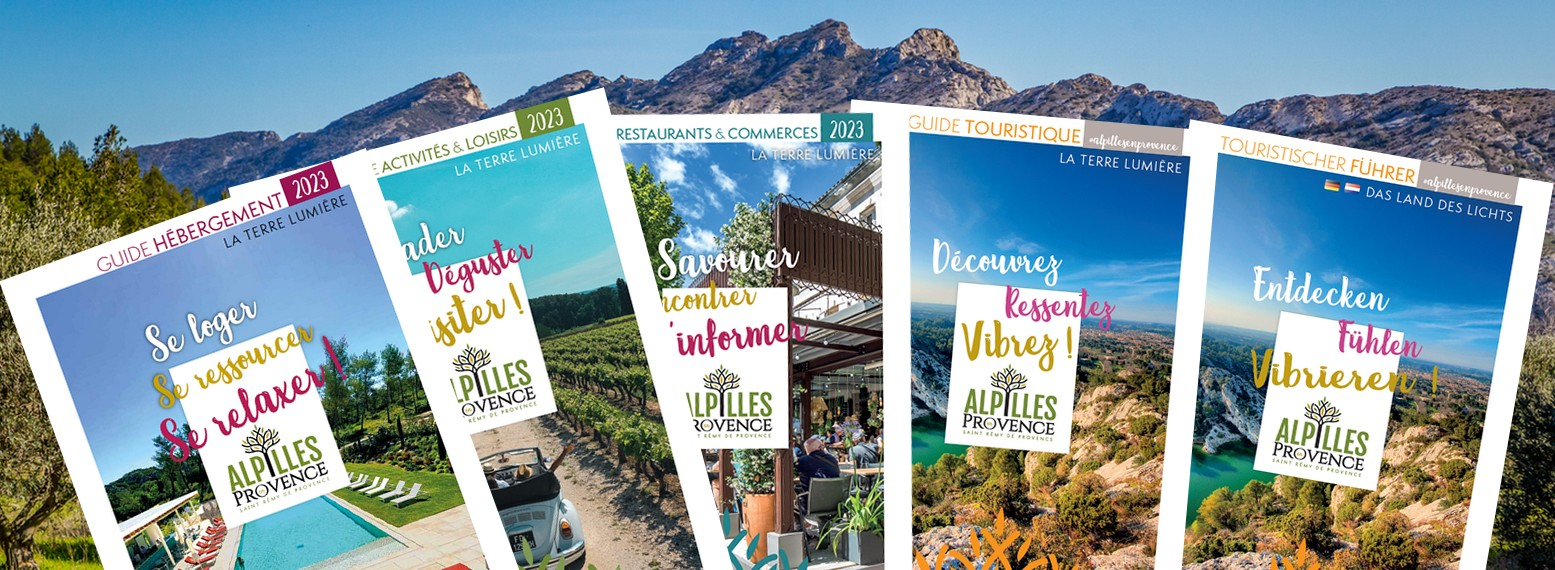 Présentation des brochures OTI Alpilles en Provence 2023