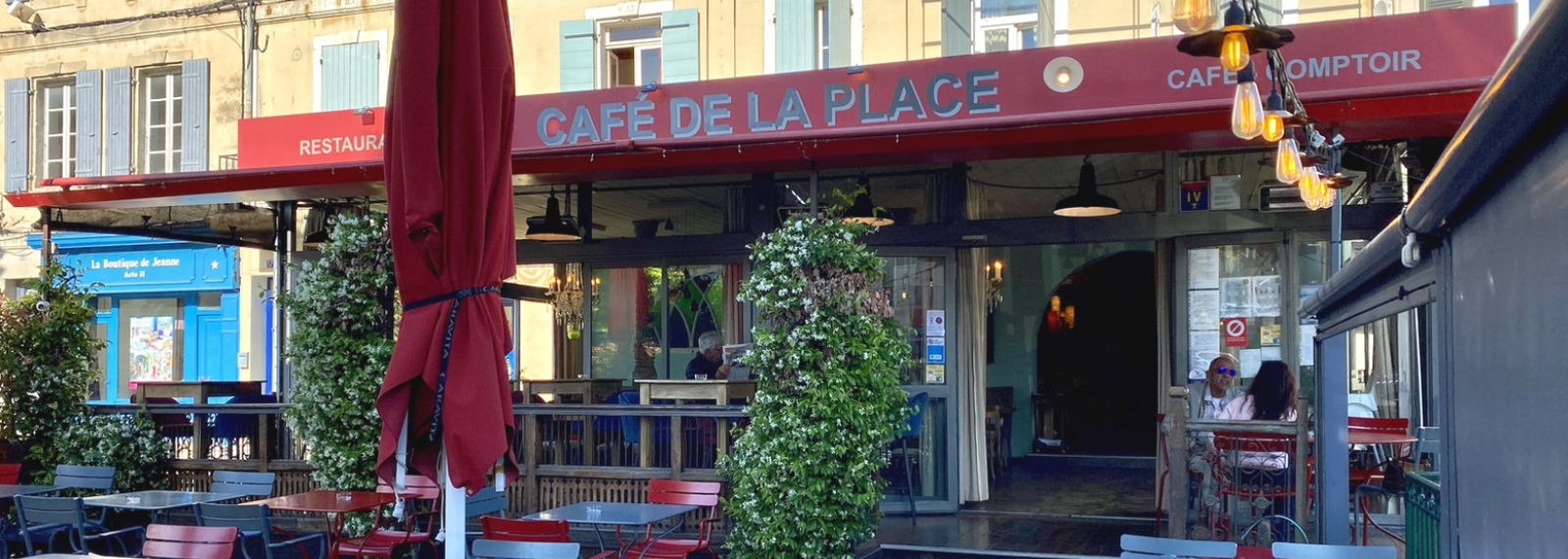 Café de la Place à Saint-Rémy-de-Provence